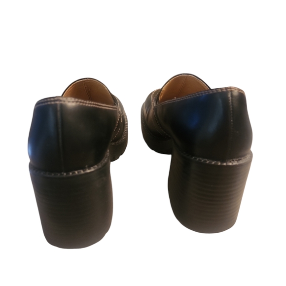 No Boundaries platform shoes in great shape. - Picture 2 of 5